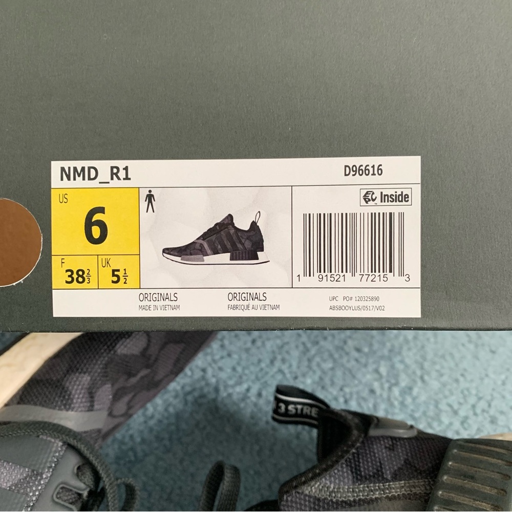 Adidas NMD_R1 Sneaker Shoe - Picture 6 of 7